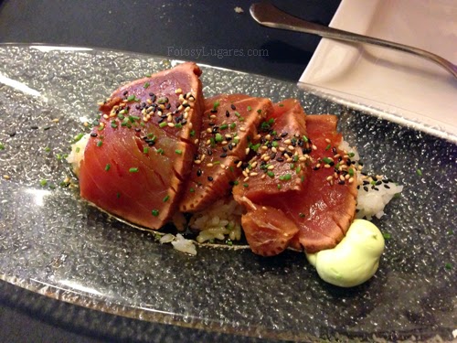 Atún rojo marinado con arroz sushi