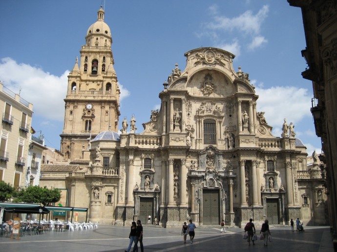 Catedral de Murcia y Plaza de Cardenal Beluga